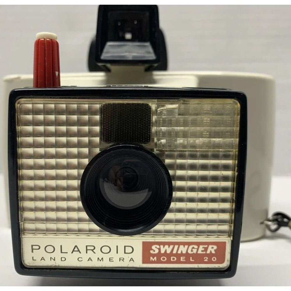 Polaroid Swinger Land Camera Model 20 with Wrist Strap Vintage V27